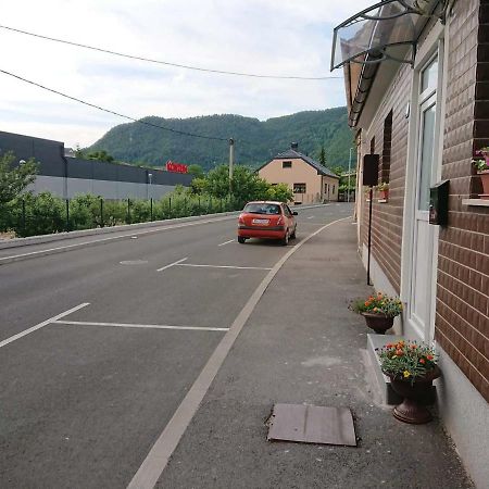 Apartman Sara Vl. Franjo Klasic Крапина Екстер'єр фото