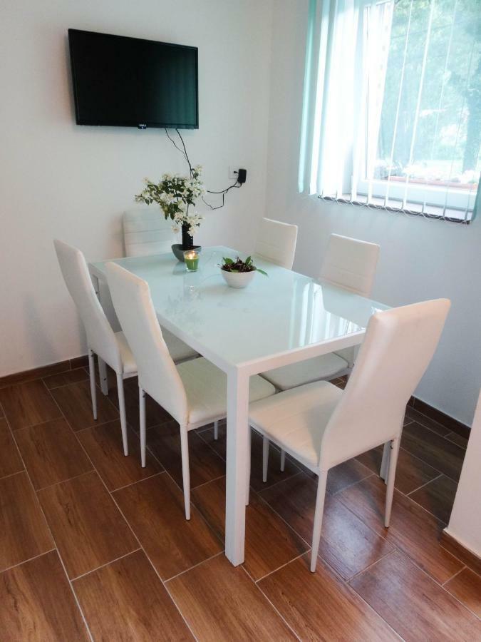 Apartman Sara Vl. Franjo Klasic Крапина Екстер'єр фото